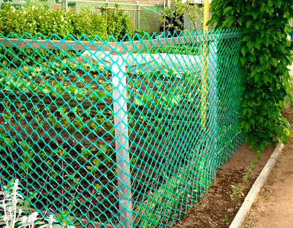 Садовая пластиковая сетка - доступное ограждение